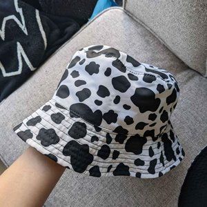 Cow's Reversible Bucket Hat cow patterned (one size)